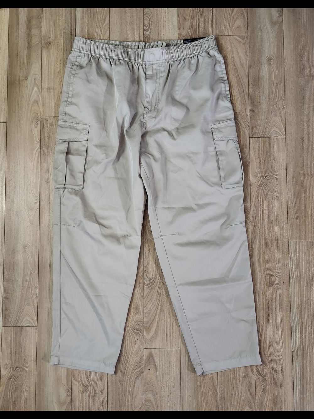 Men's CSG Cargo Pants in Beige - Elastic Waist Size: 2XL NWT